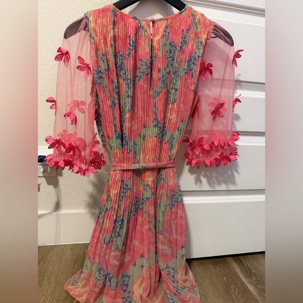 Boutique Pink and Green Pleated Dress - Picture 3 of 4